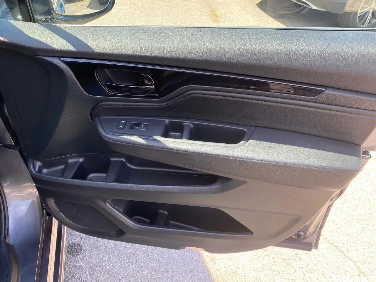 Honda Odyssey снимка Honda Odyssey