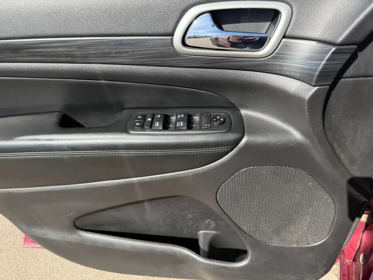 Jeep Grand Cherokee снимка Jeep Grand Cherokee