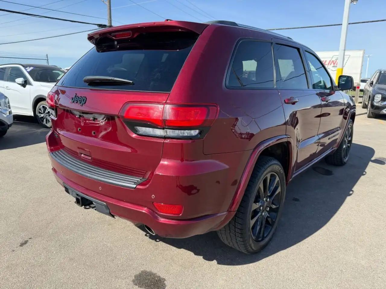 Jeep Grand Cherokee снимка Jeep Grand Cherokee