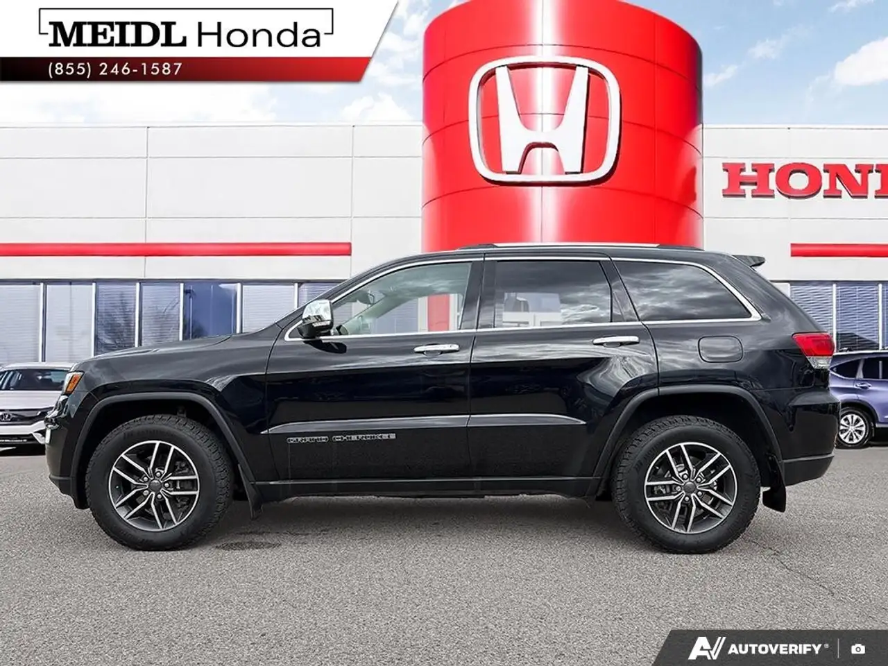 Jeep Grand Cherokee photo Jeep Grand Cherokee