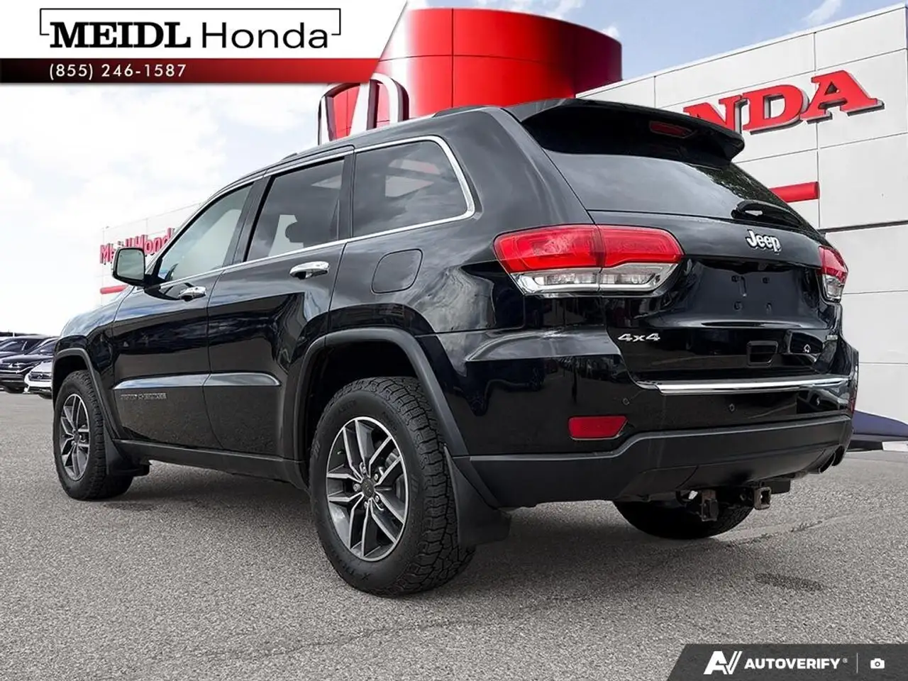 Jeep Grand Cherokee photo Jeep Grand Cherokee