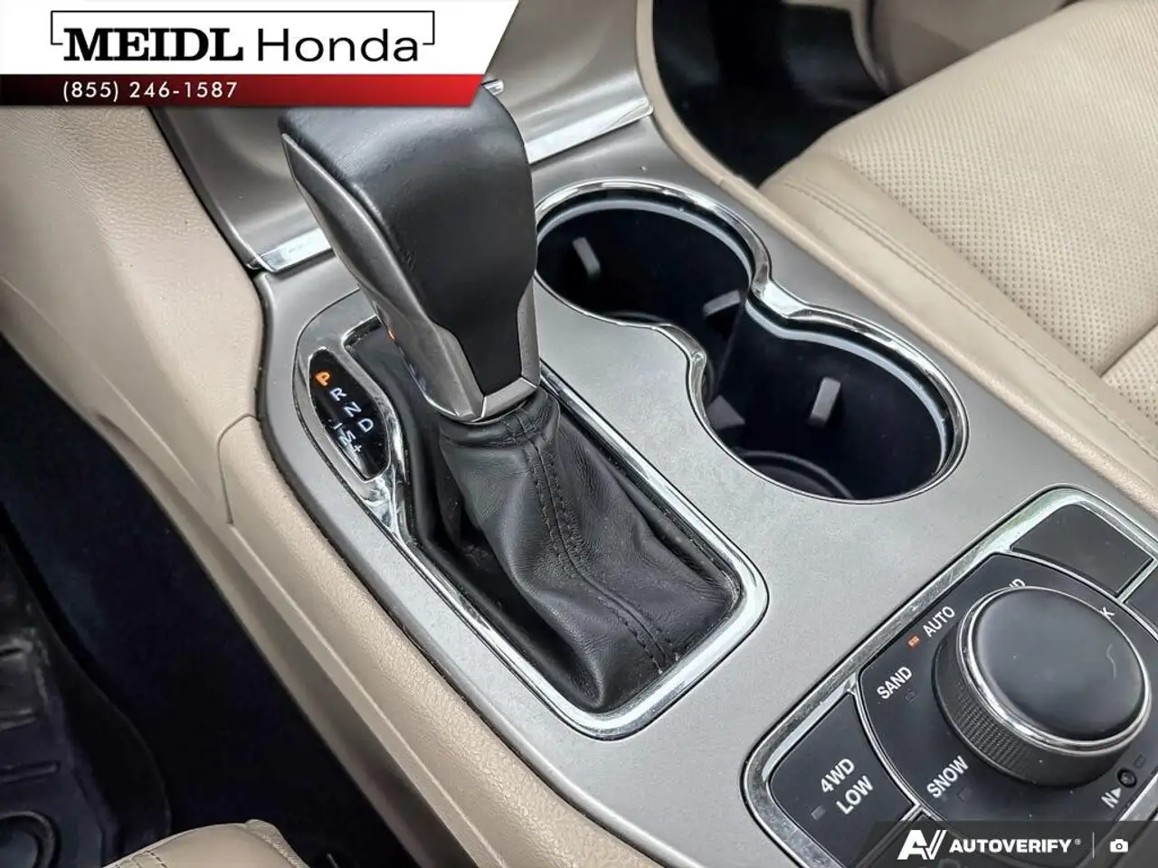 Jeep Grand Cherokee photo Jeep Grand Cherokee