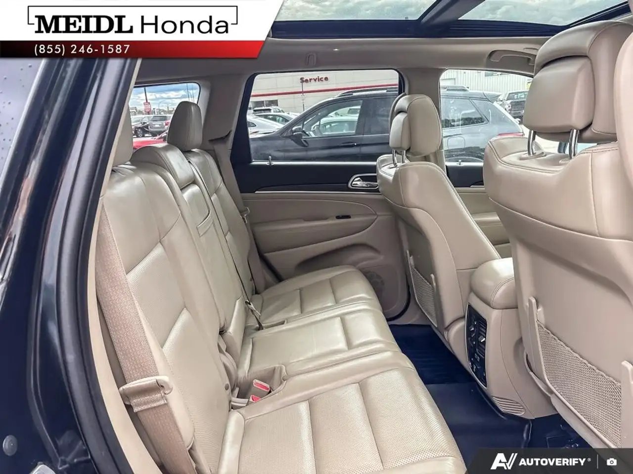 Jeep Grand Cherokee photo Jeep Grand Cherokee