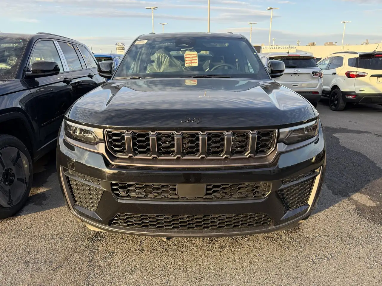 Jeep Grand Cherokee снимка Jeep Grand Cherokee