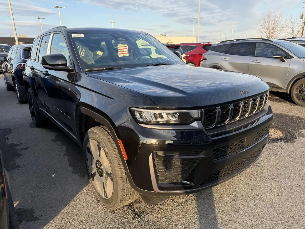Jeep Grand Cherokee снимка Jeep Grand Cherokee