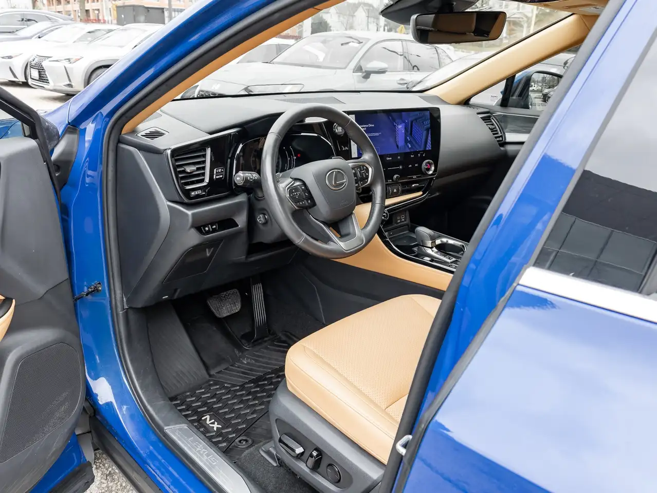 Lexus NX fotografie Lexus NX