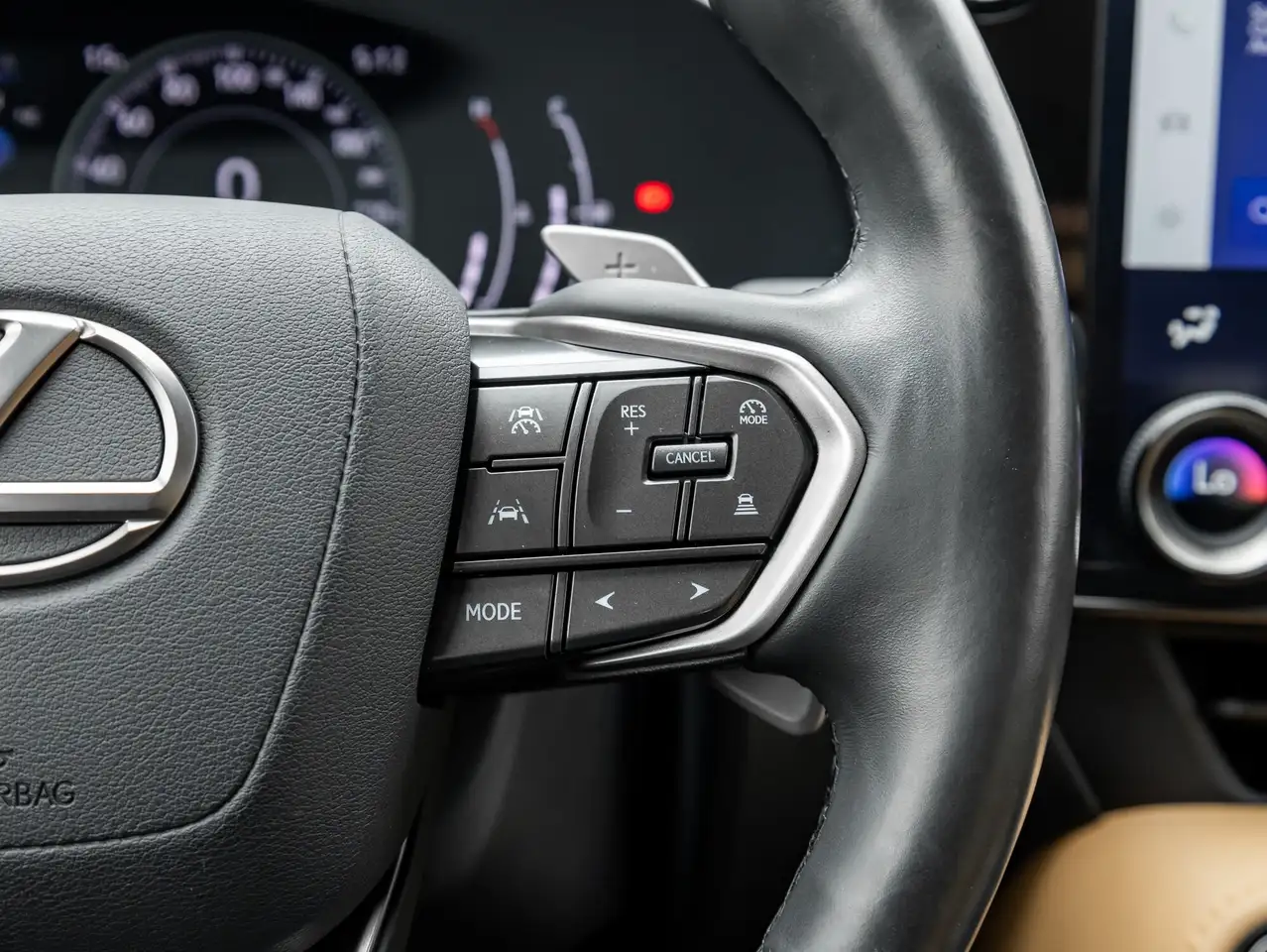 Lexus NX fotografie Lexus NX