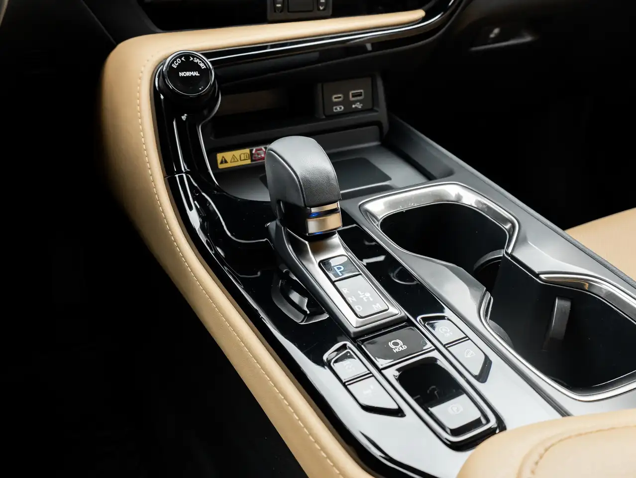 Lexus NX fotografie Lexus NX