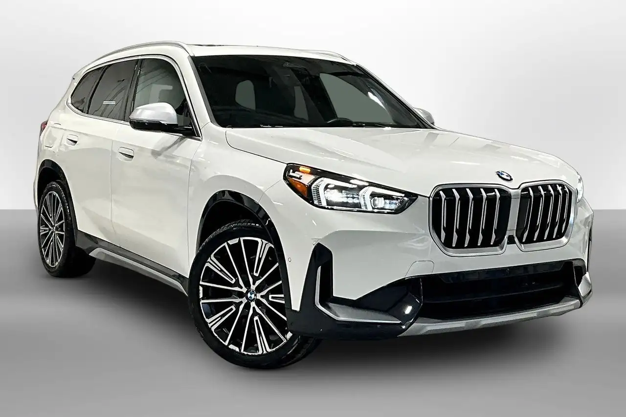BMW X1 photo BMW X1