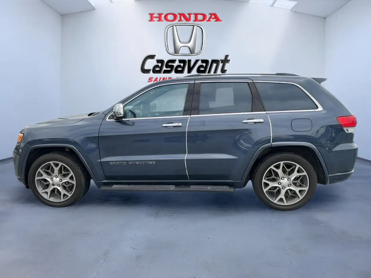 Jeep Grand Cherokee photo Jeep Grand Cherokee