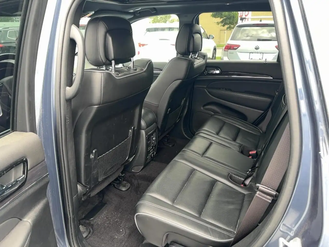 Jeep Grand Cherokee photo Jeep Grand Cherokee
