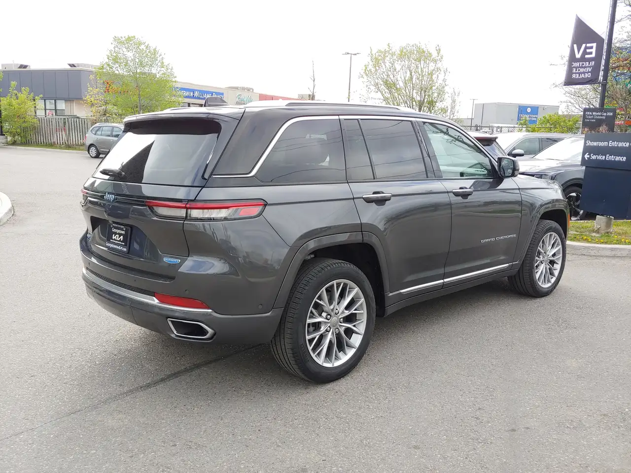 Jeep Grand Cherokee photo Jeep Grand Cherokee
