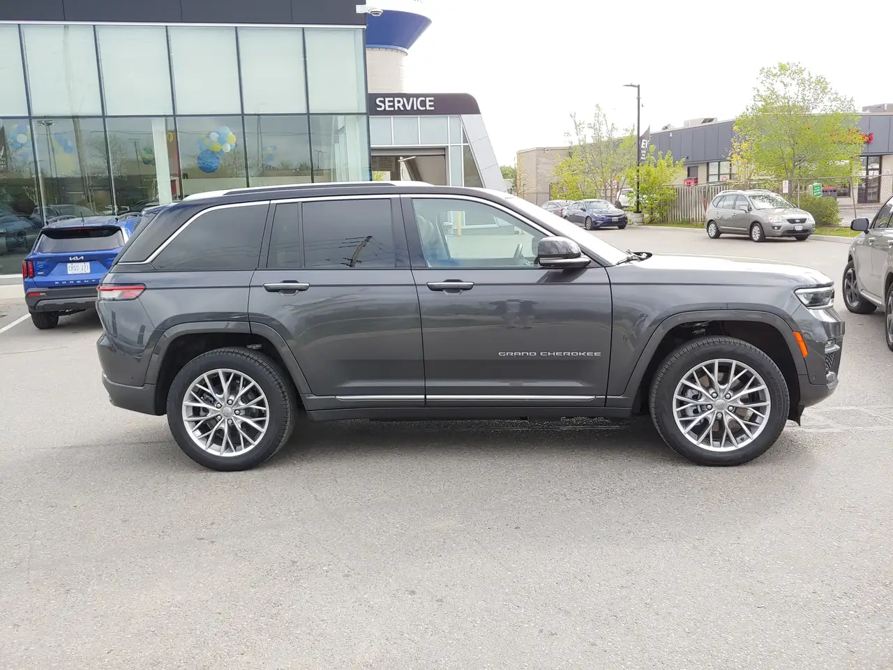 Jeep Grand Cherokee photo Jeep Grand Cherokee