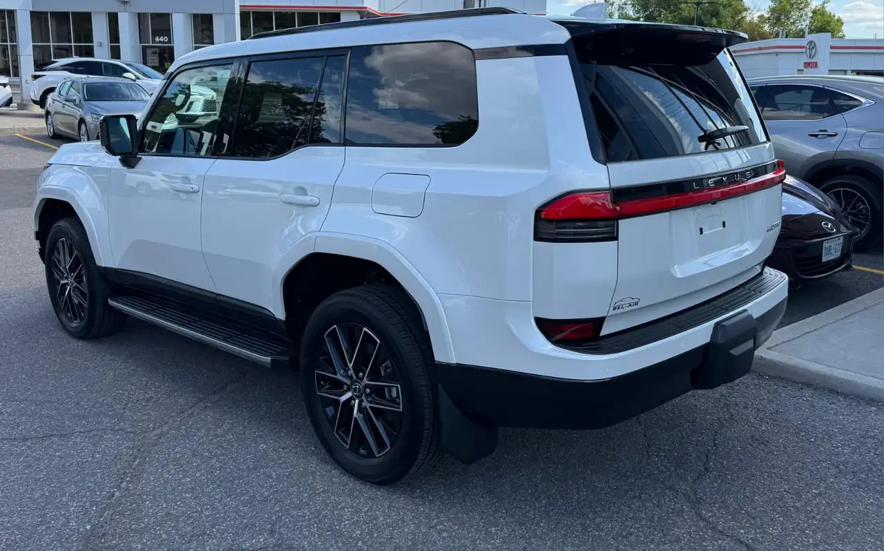 Lexus GX 550 снимка Lexus GX 550