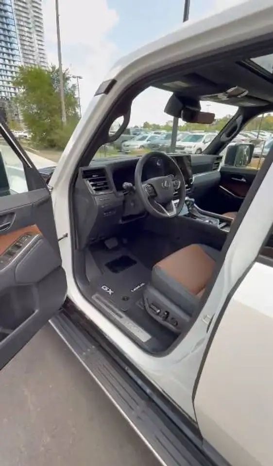 Lexus GX 550 снимка Lexus GX 550