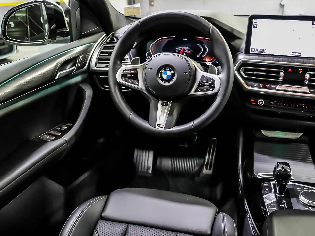 BMW X4 photo BMW X4