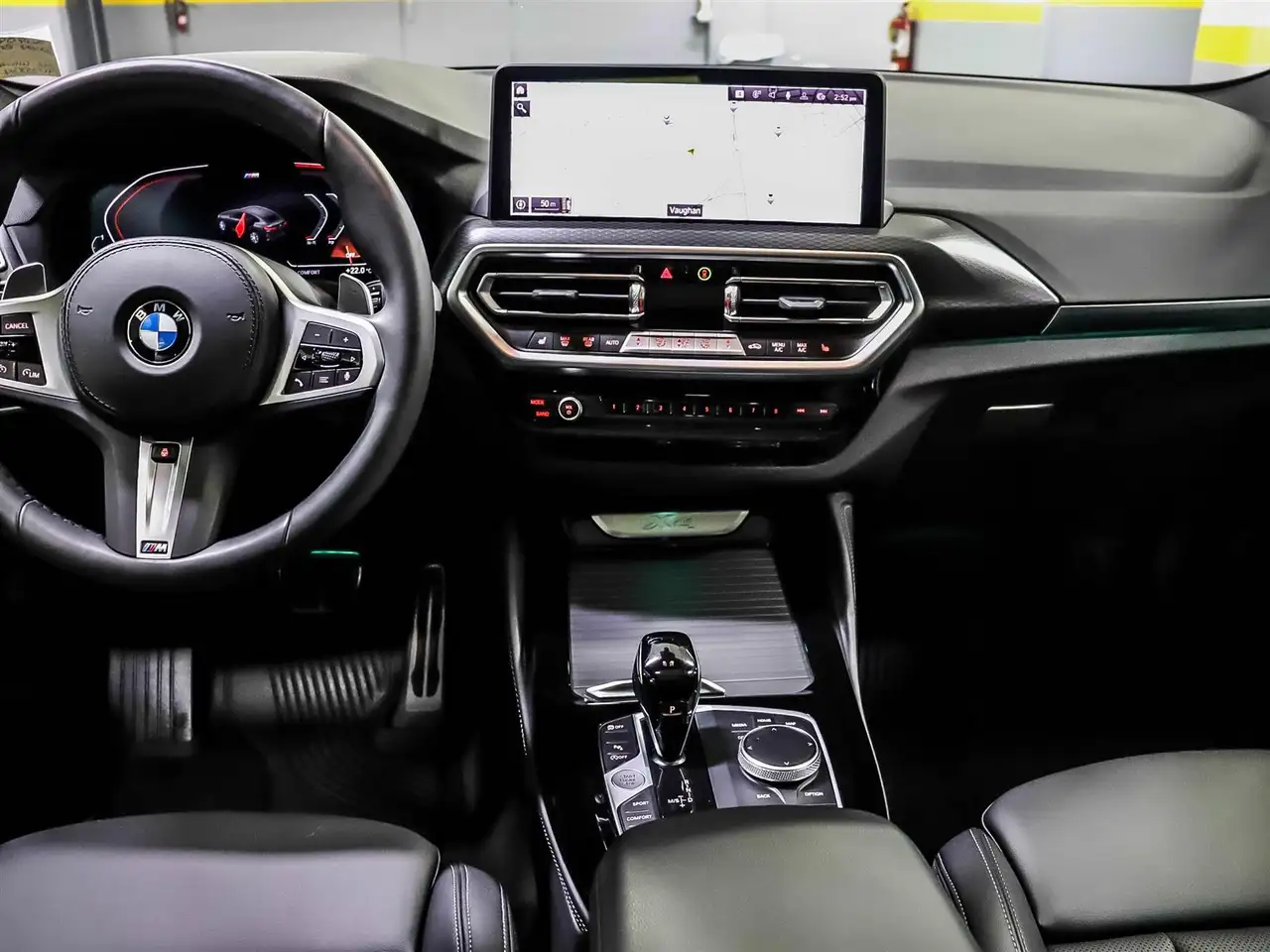 BMW X4 photo BMW X4