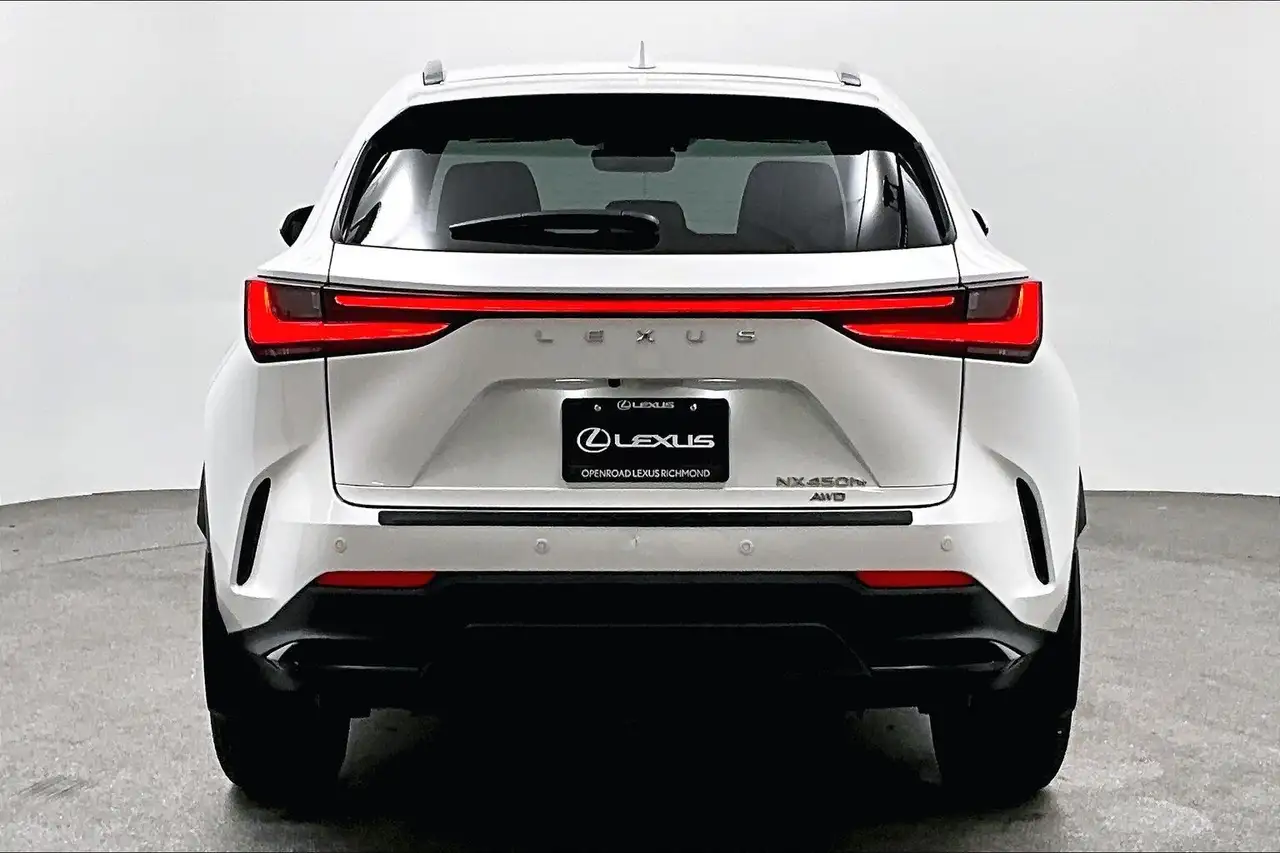 Lexus NX fotografie Lexus NX