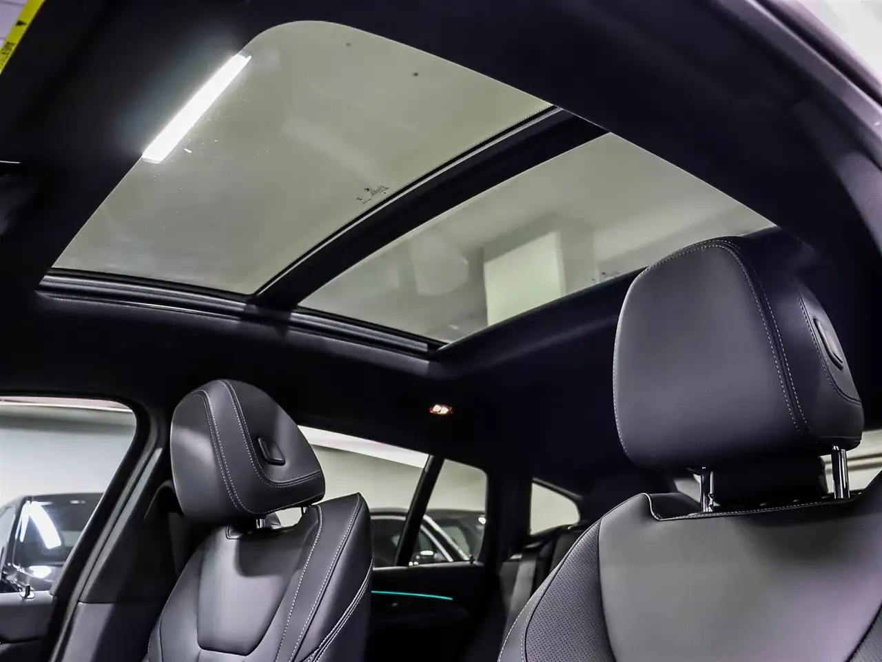 BMW X4 photo BMW X4