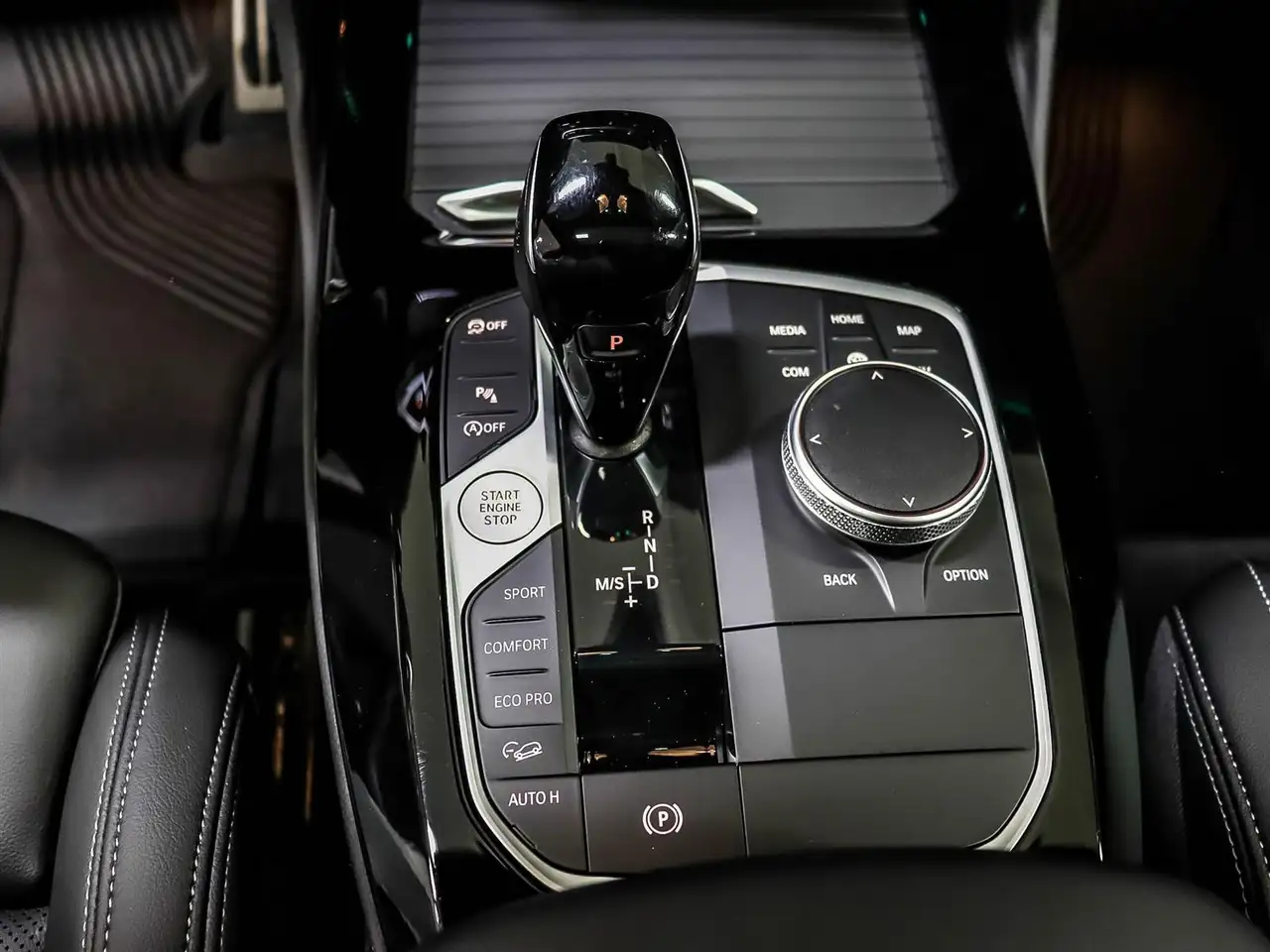 BMW X4 photo BMW X4