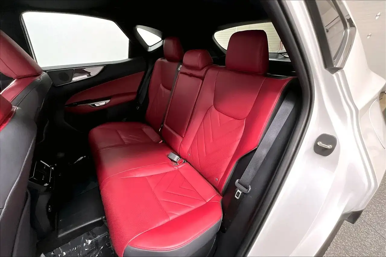 Lexus NX fotografie Lexus NX