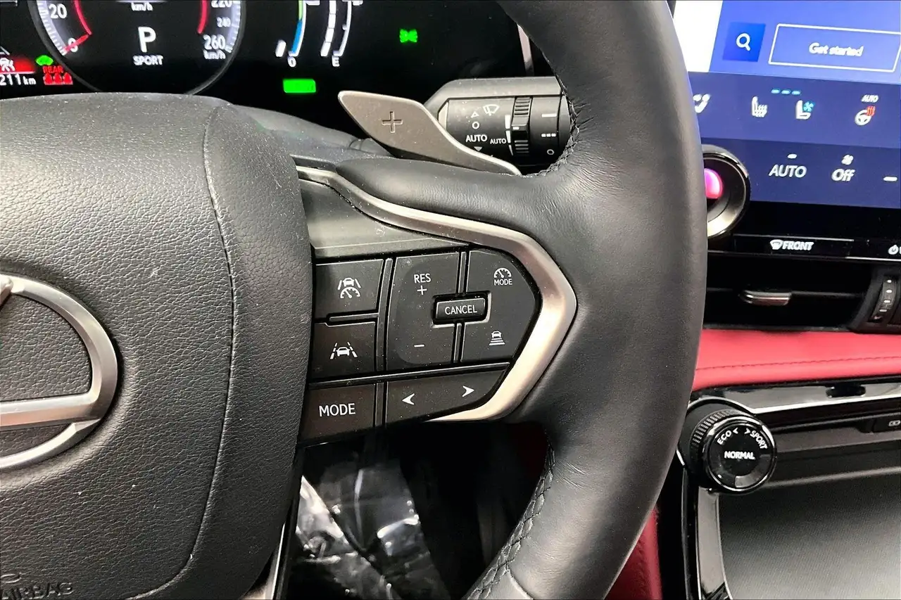 Lexus NX fotografie Lexus NX