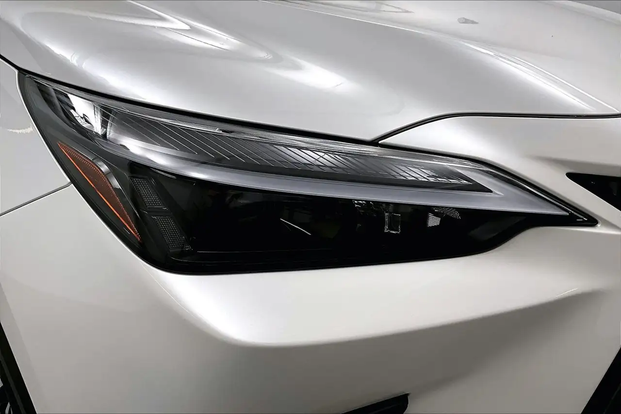 Lexus NX fotografie Lexus NX