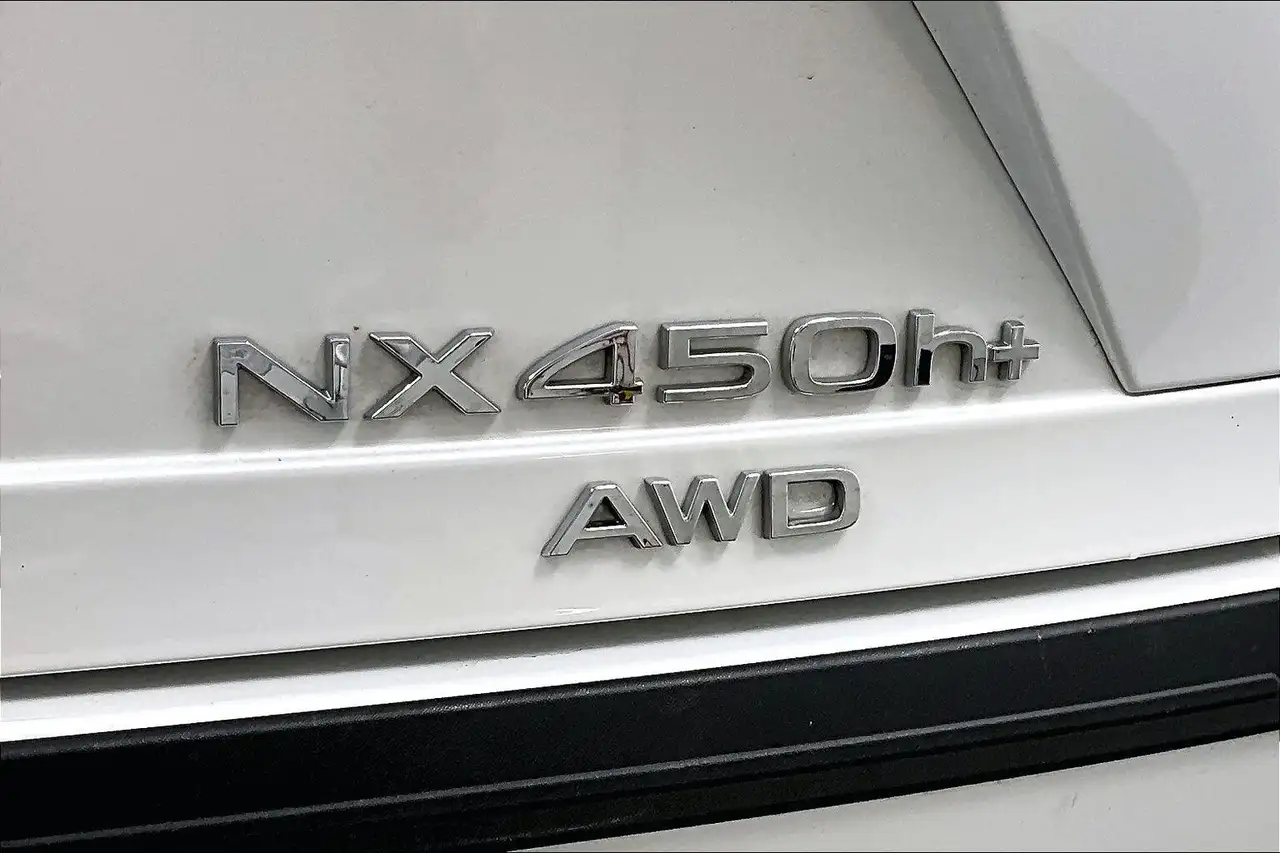 Lexus NX fotografie Lexus NX