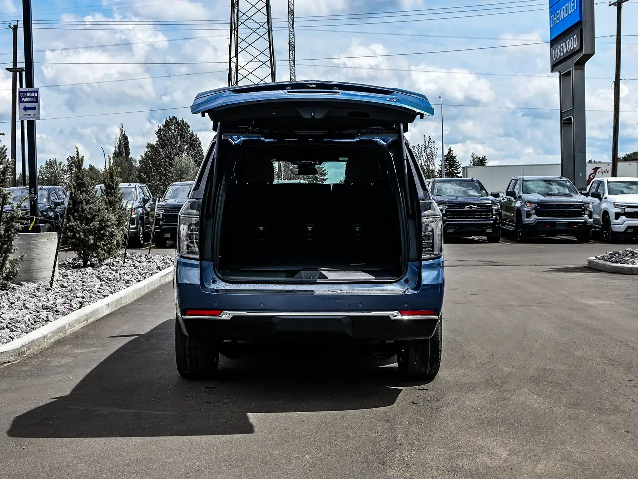 Chevrolet Tahoe снимка Chevrolet Tahoe