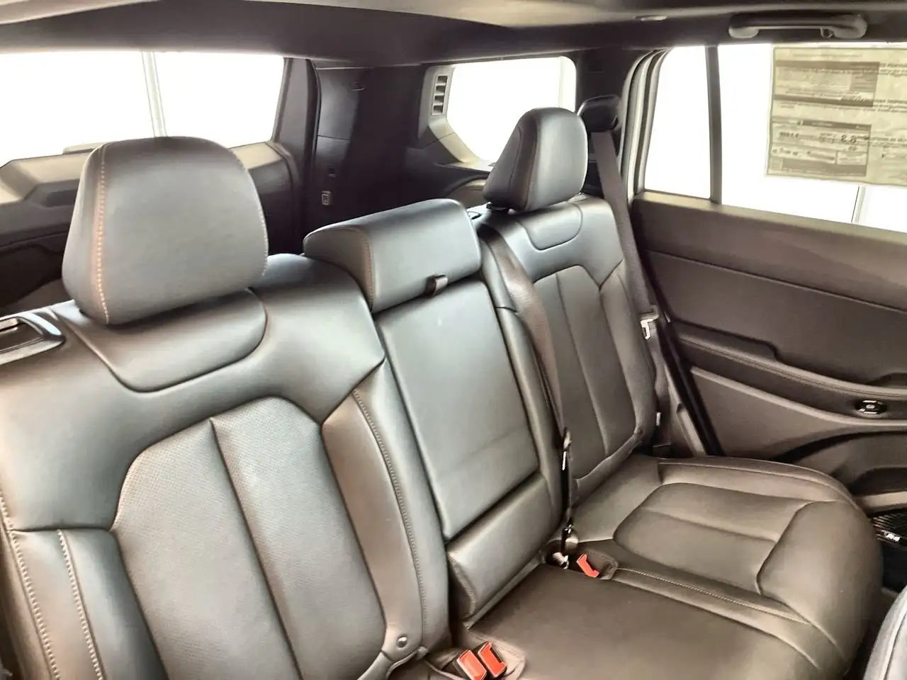 Jeep Cherokee photo Jeep Cherokee