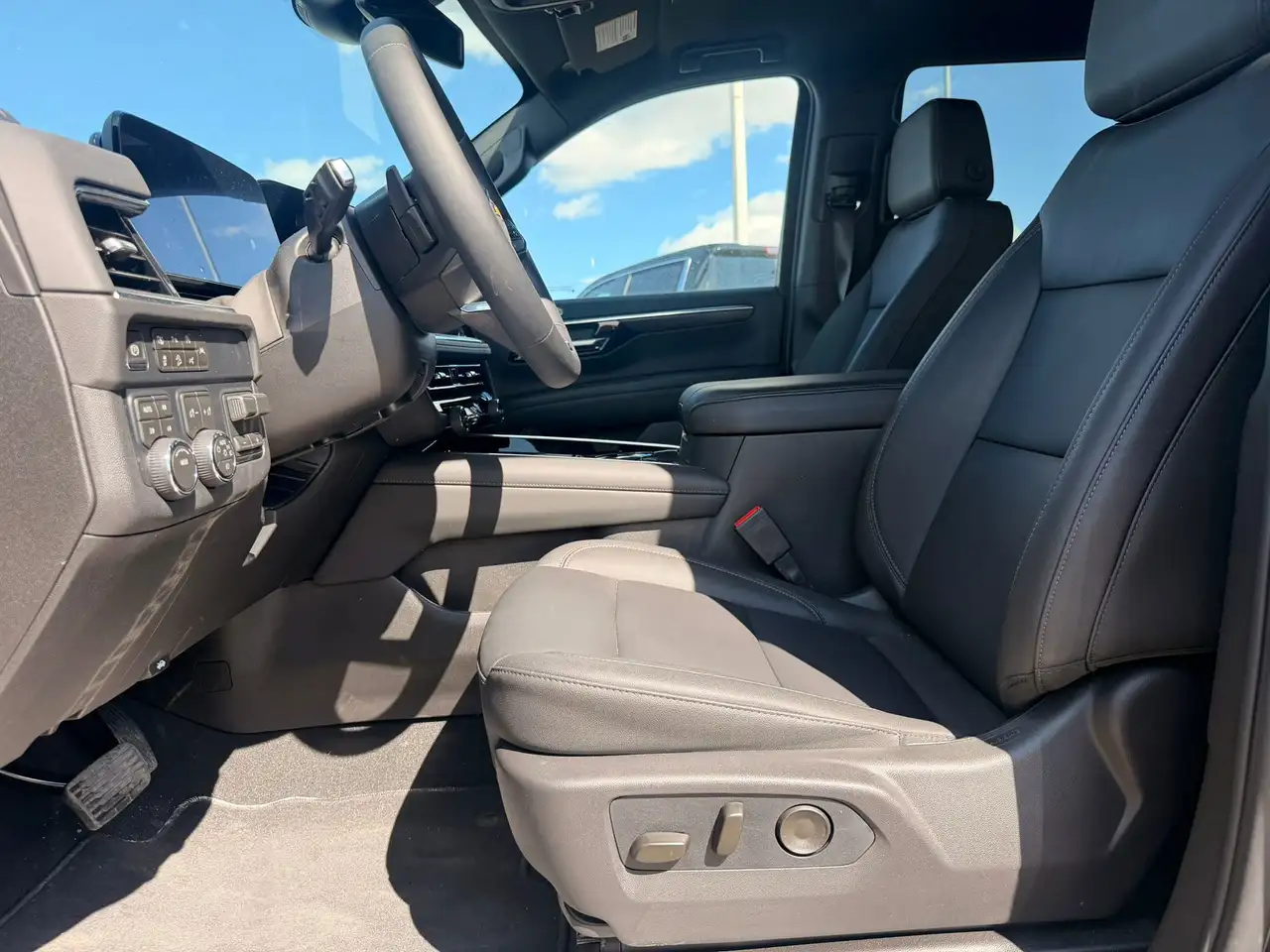 Chevrolet Tahoe снимка Chevrolet Tahoe