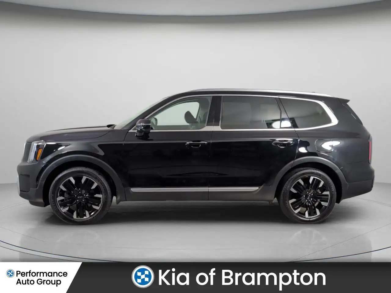 Kia Telluride снимка Kia Telluride