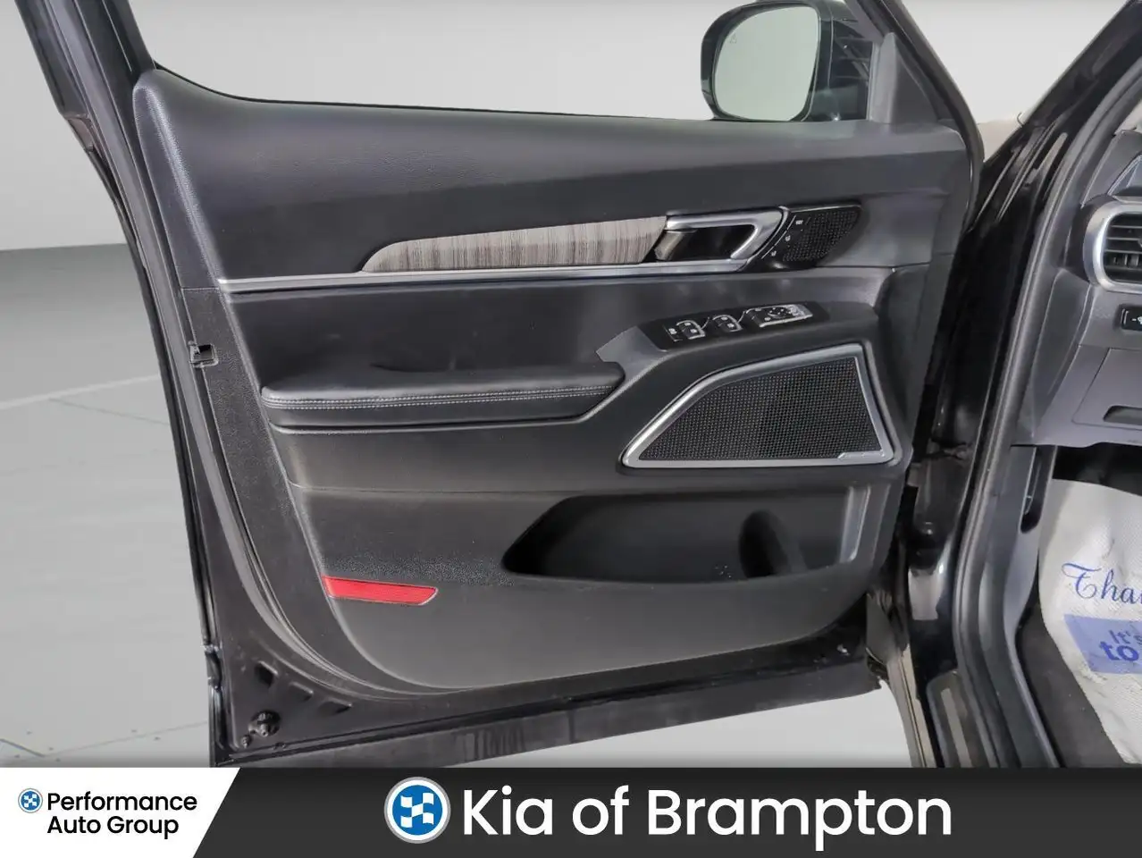 Kia Telluride снимка Kia Telluride