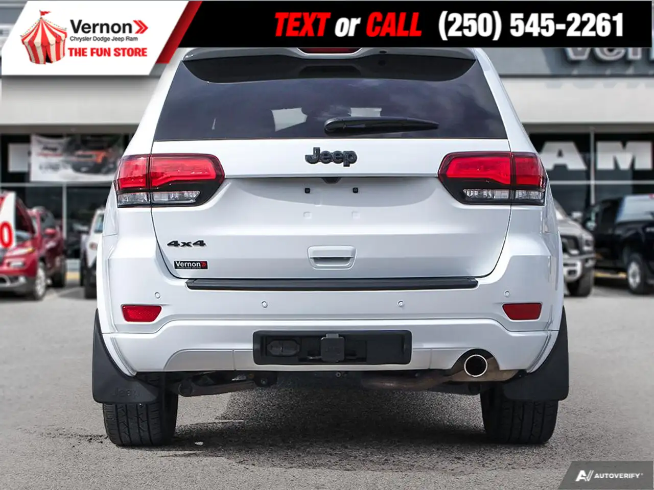 Jeep Grand Cherokee photo Jeep Grand Cherokee