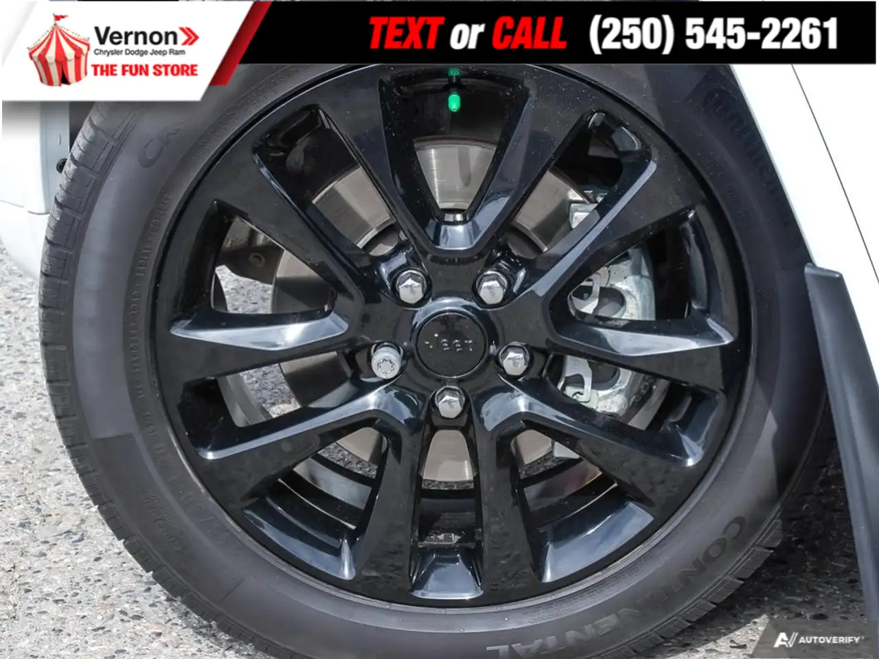 Jeep Grand Cherokee photo Jeep Grand Cherokee
