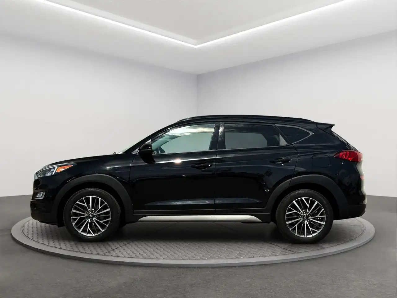 Hyundai TUCSON photo Hyundai TUCSON