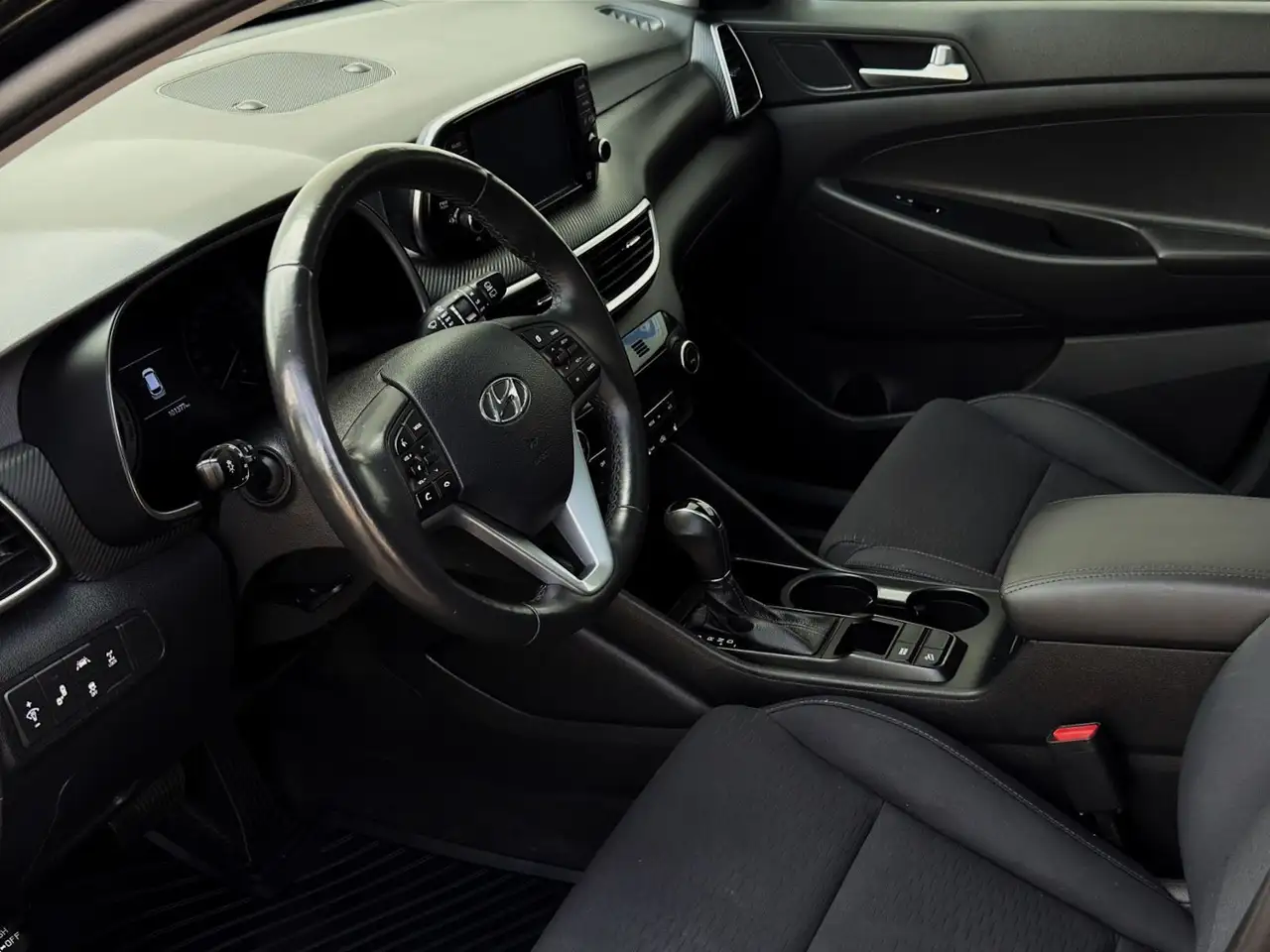 Hyundai TUCSON photo Hyundai TUCSON