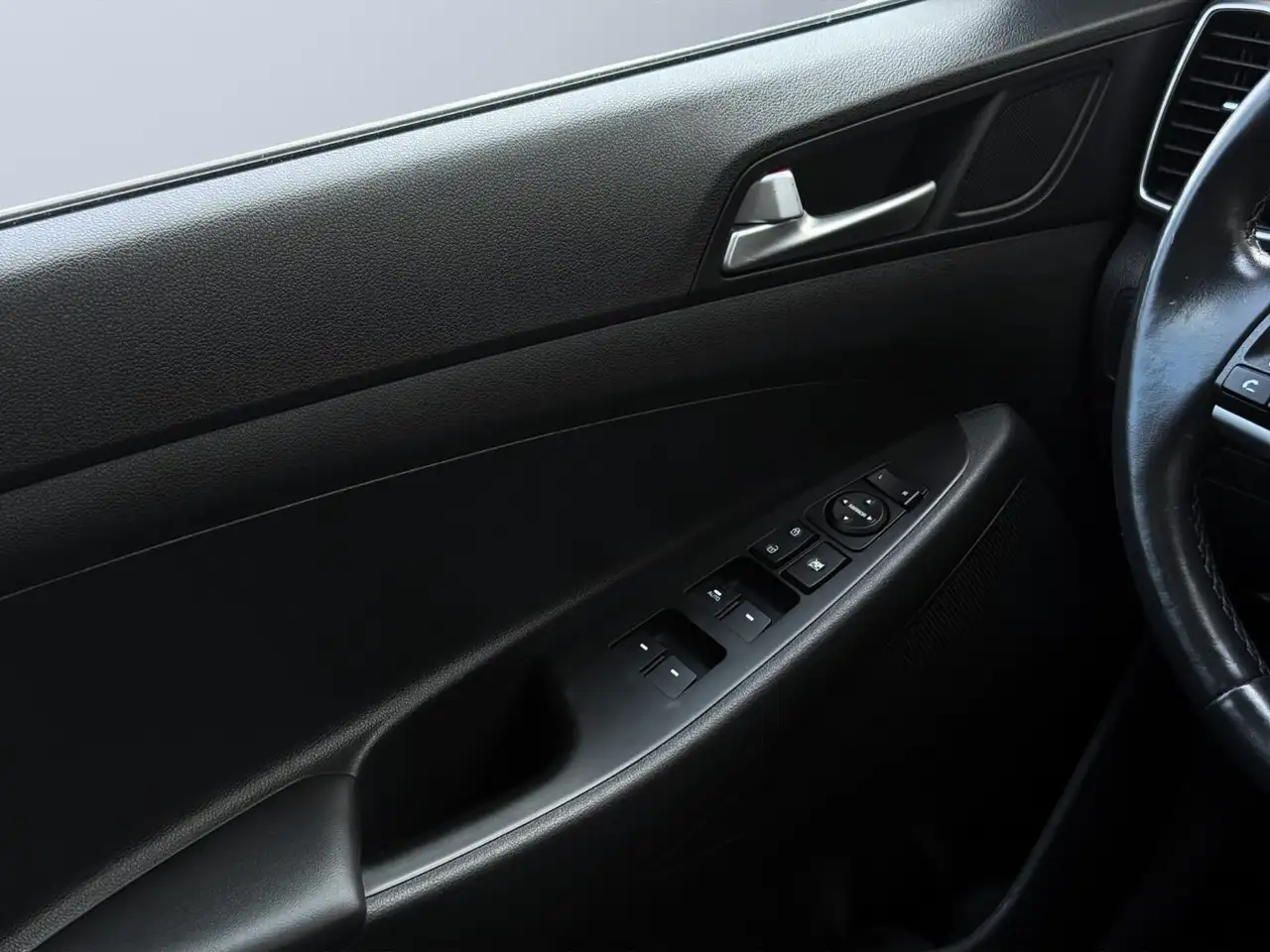 Hyundai TUCSON photo Hyundai TUCSON