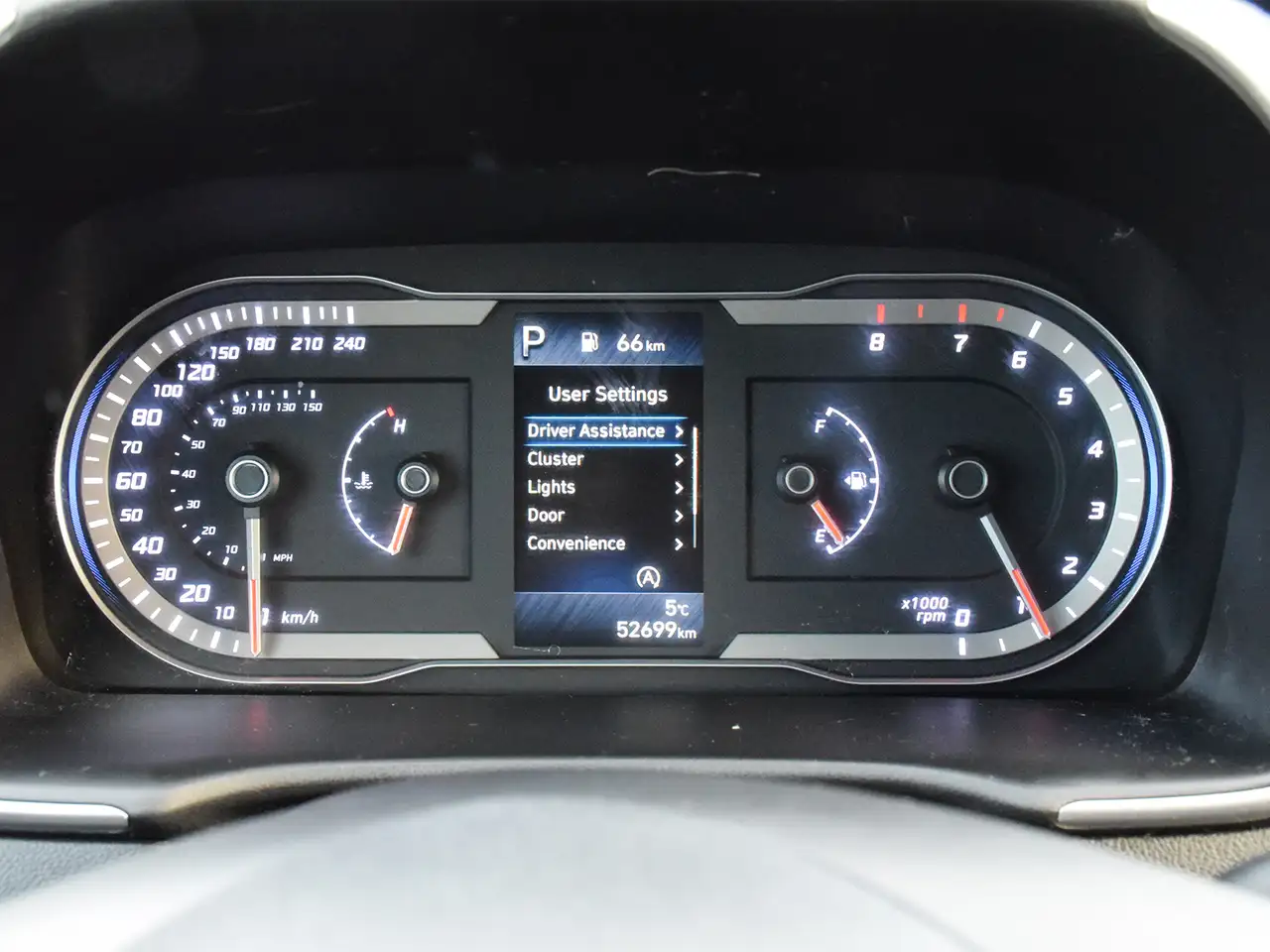 Hyundai TUCSON снимка Hyundai TUCSON