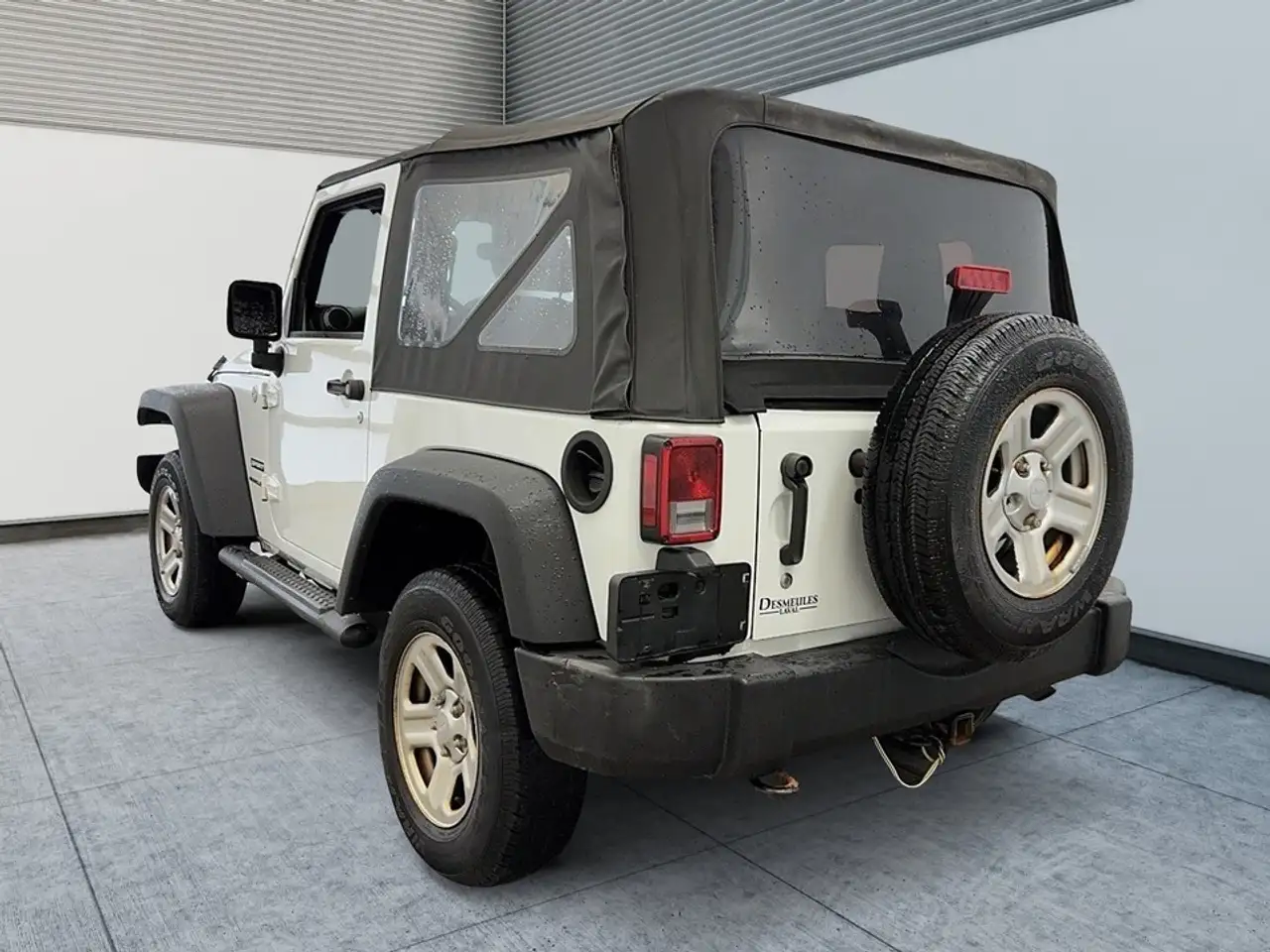 Jeep Wrangler снимка Jeep Wrangler
