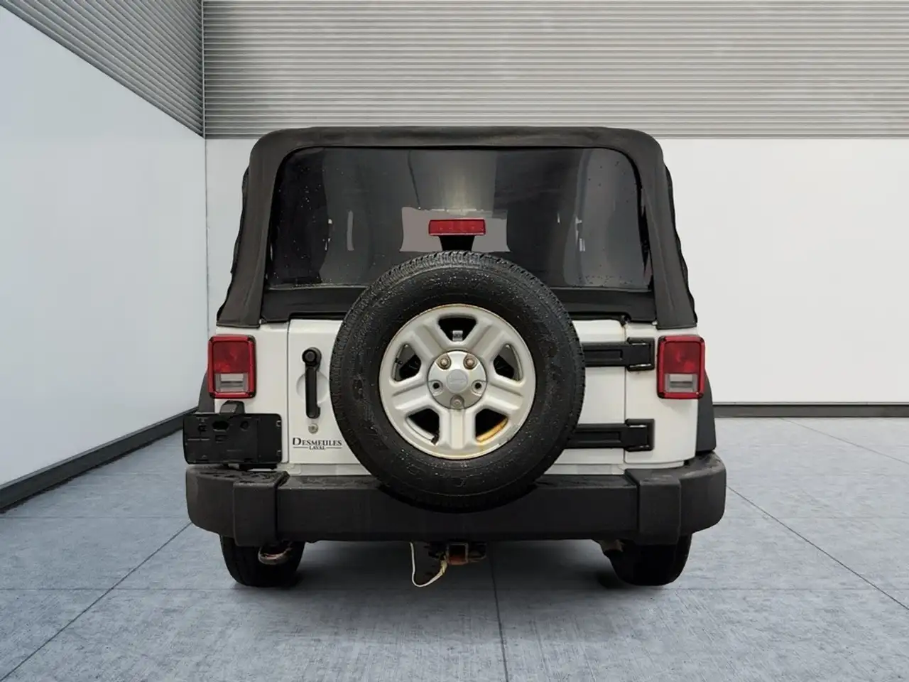 Jeep Wrangler снимка Jeep Wrangler
