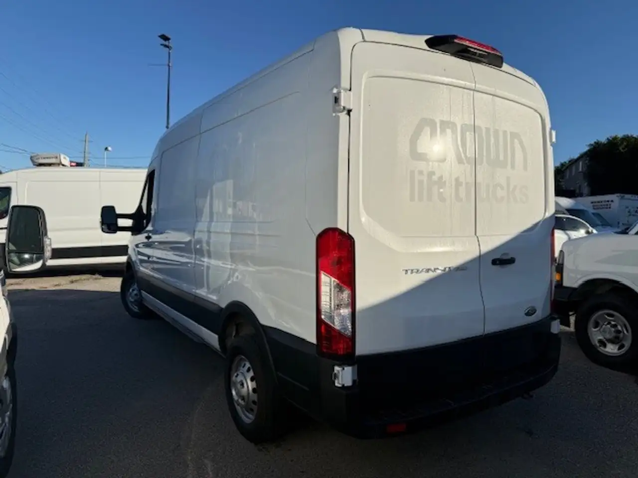Ford Transit Cargo Van снимка Ford Transit Cargo Van