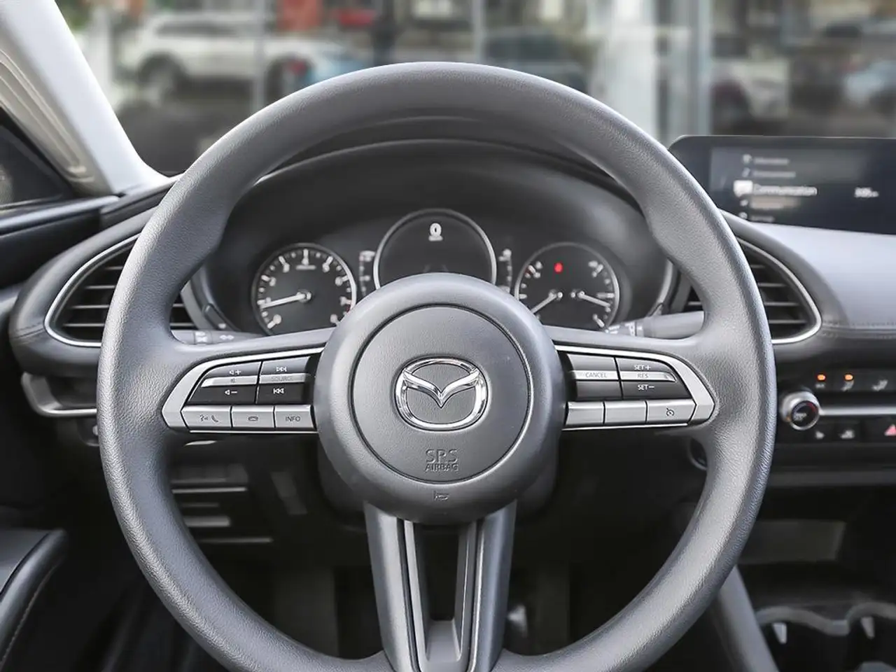 Mazda 3 снимка Mazda 3