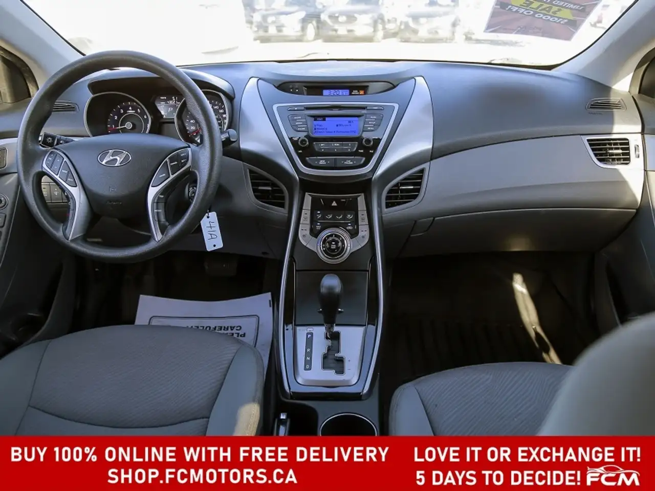 Hyundai ELANTRA photo Hyundai ELANTRA