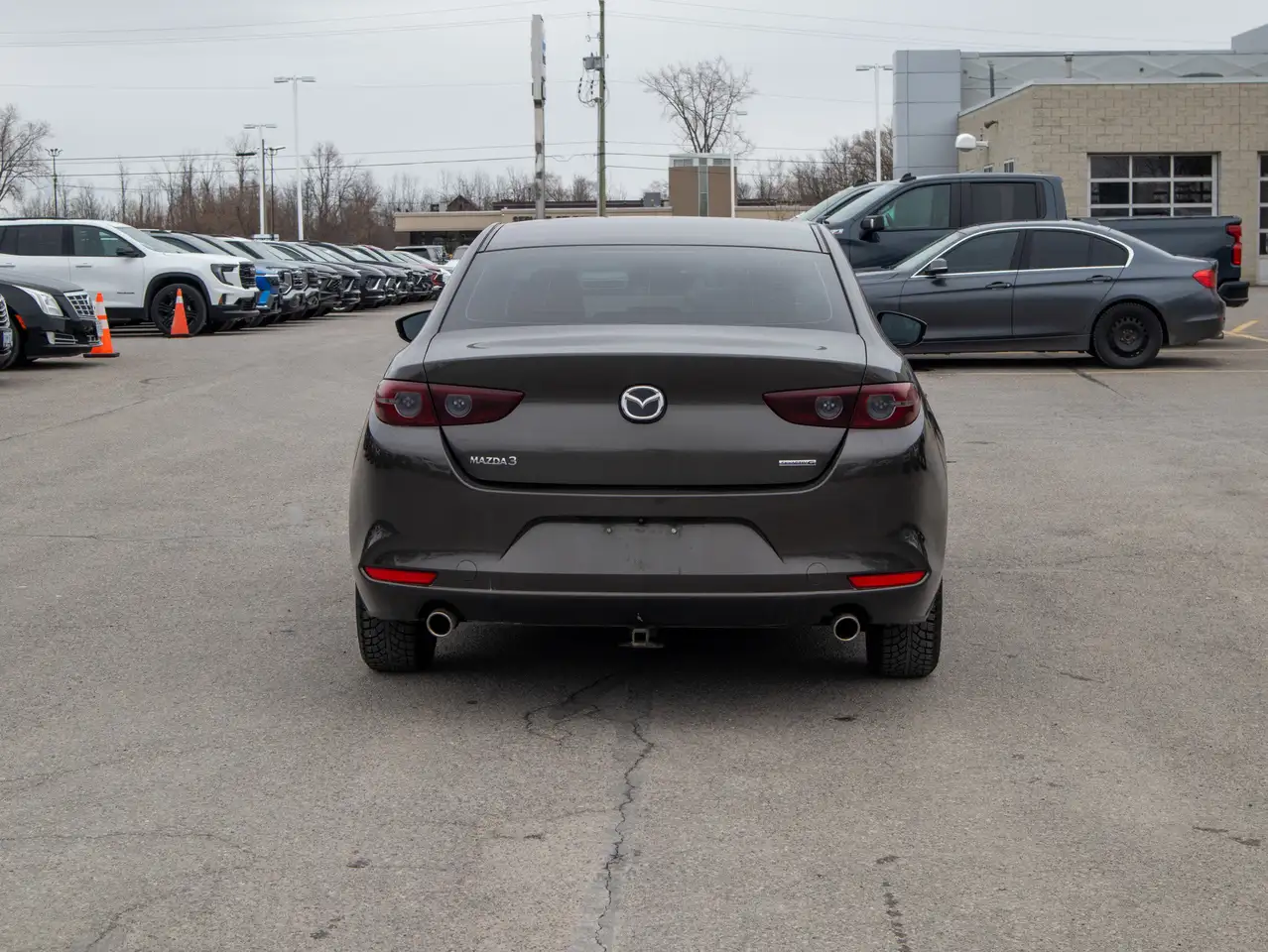 Mazda 3 снимка Mazda 3