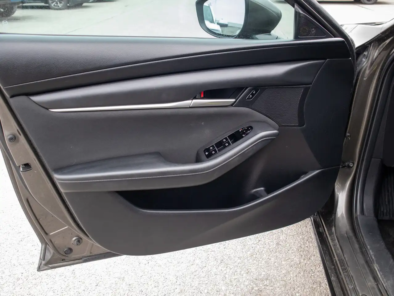 Mazda 3 снимка Mazda 3