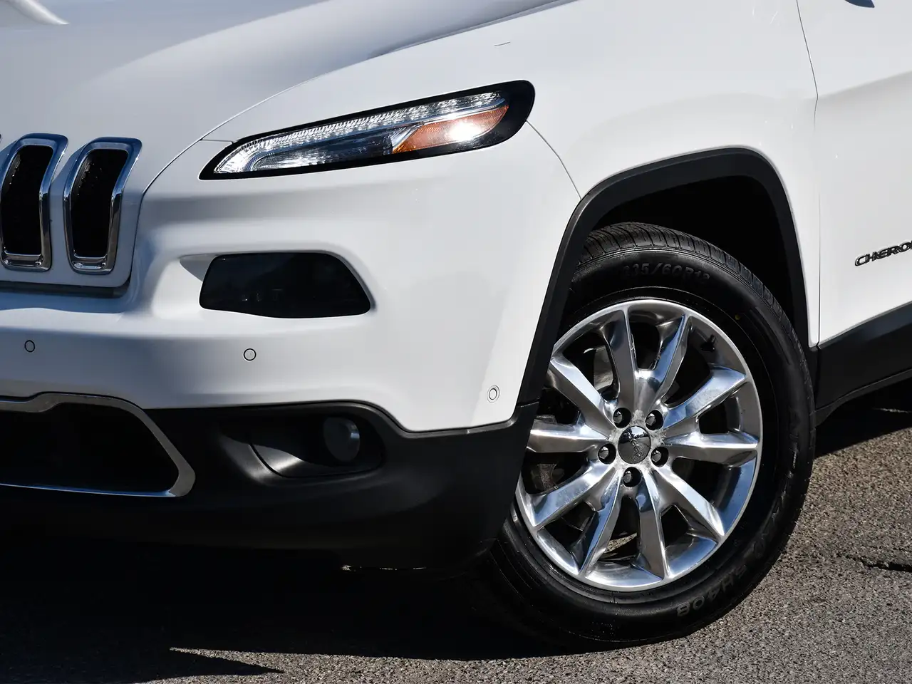 Jeep Cherokee photo Jeep Cherokee