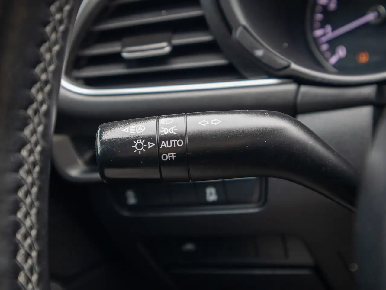 Mazda 3 снимка Mazda 3