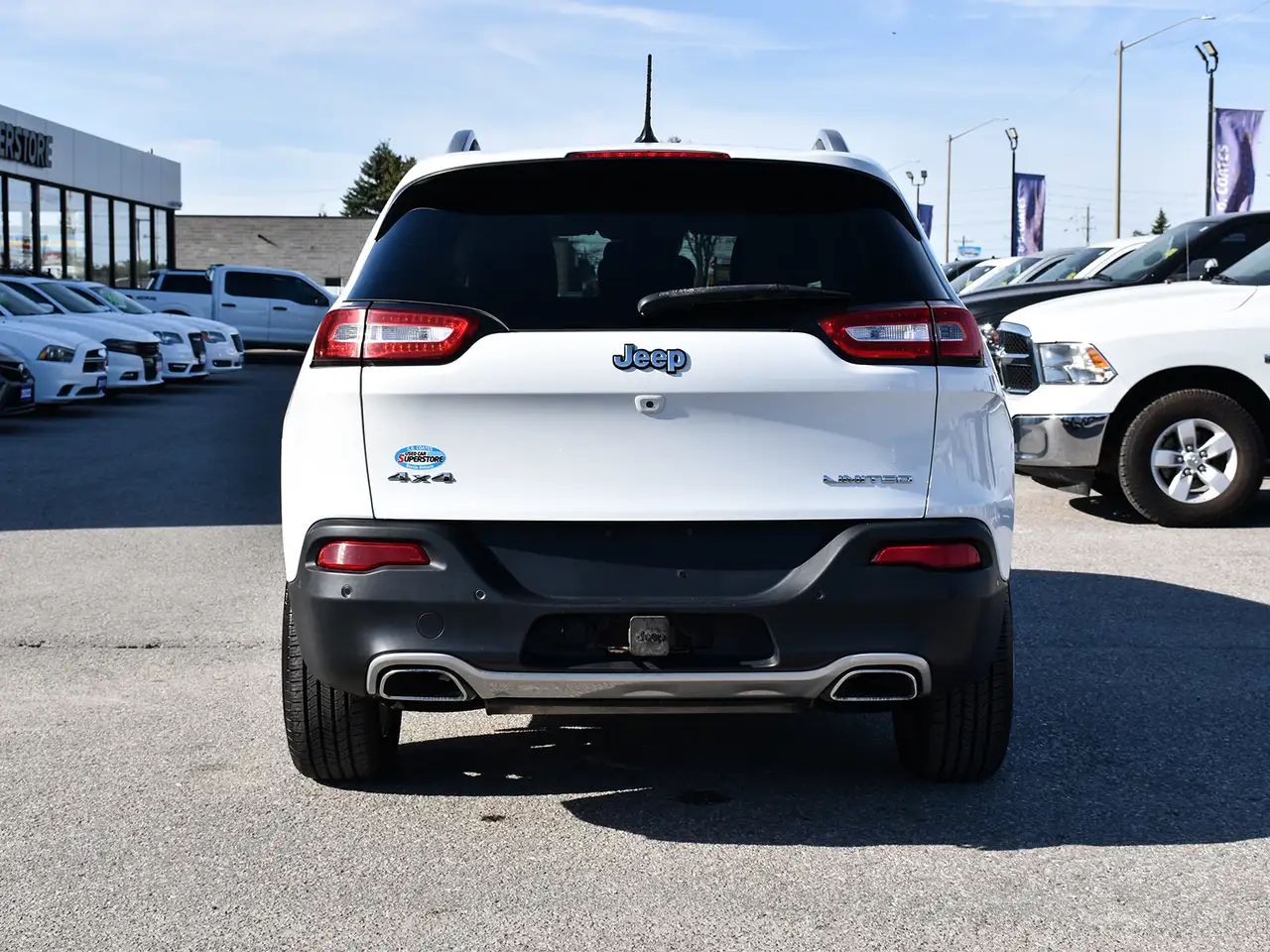 Jeep Cherokee photo Jeep Cherokee
