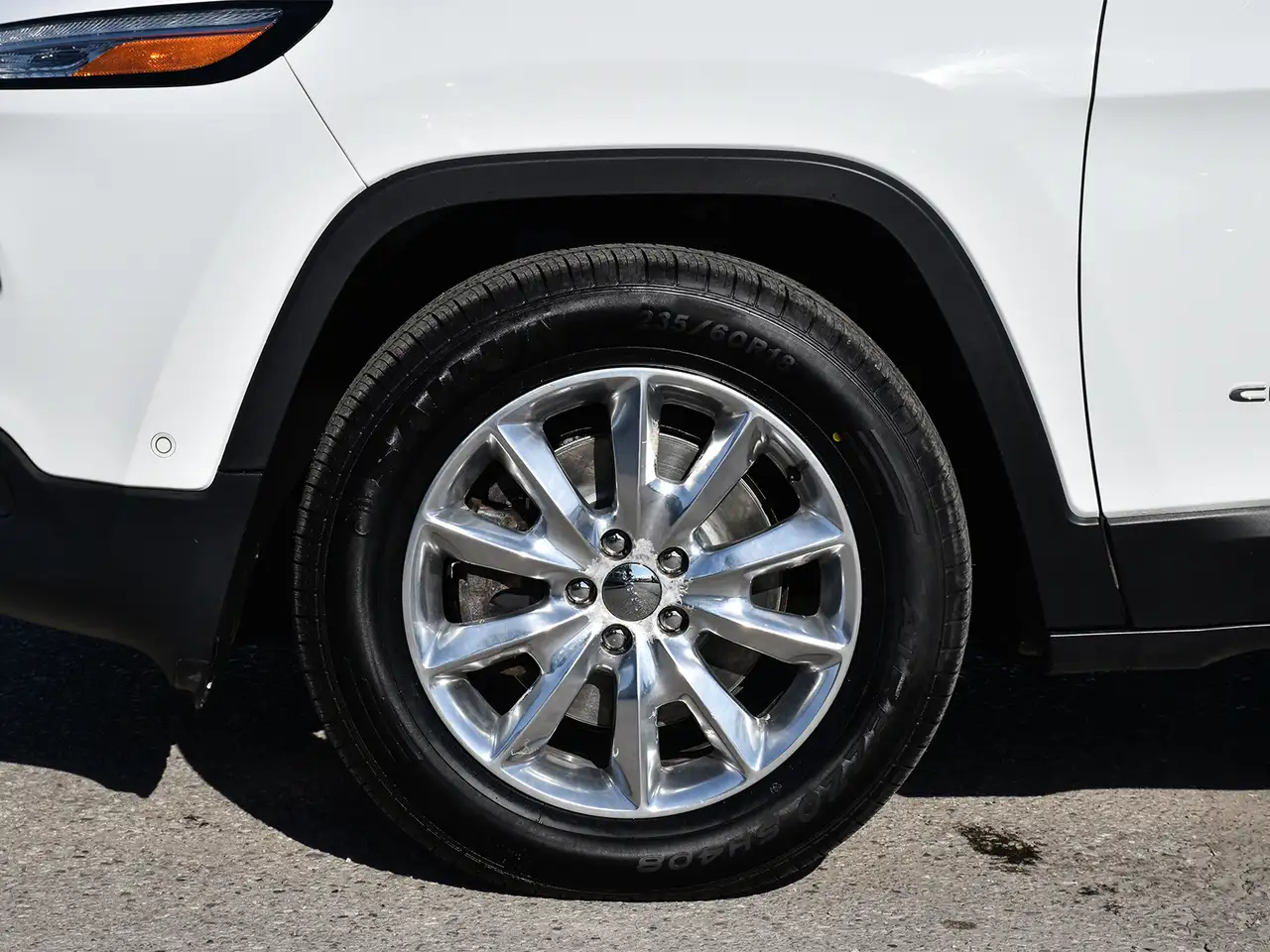 Jeep Cherokee photo Jeep Cherokee